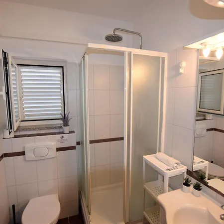 Apartment Spacious In With Terrace *